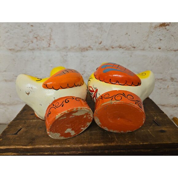 Pair of Vintage Russian Hand-painted 6" Chickens Pressed Saw Dust Folk Art - Picture 6 of 7